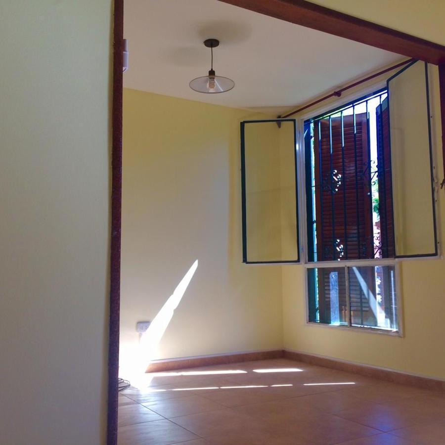Departamento en Planta Baja Ubicado en Barrio Luz y Fuerza. 5