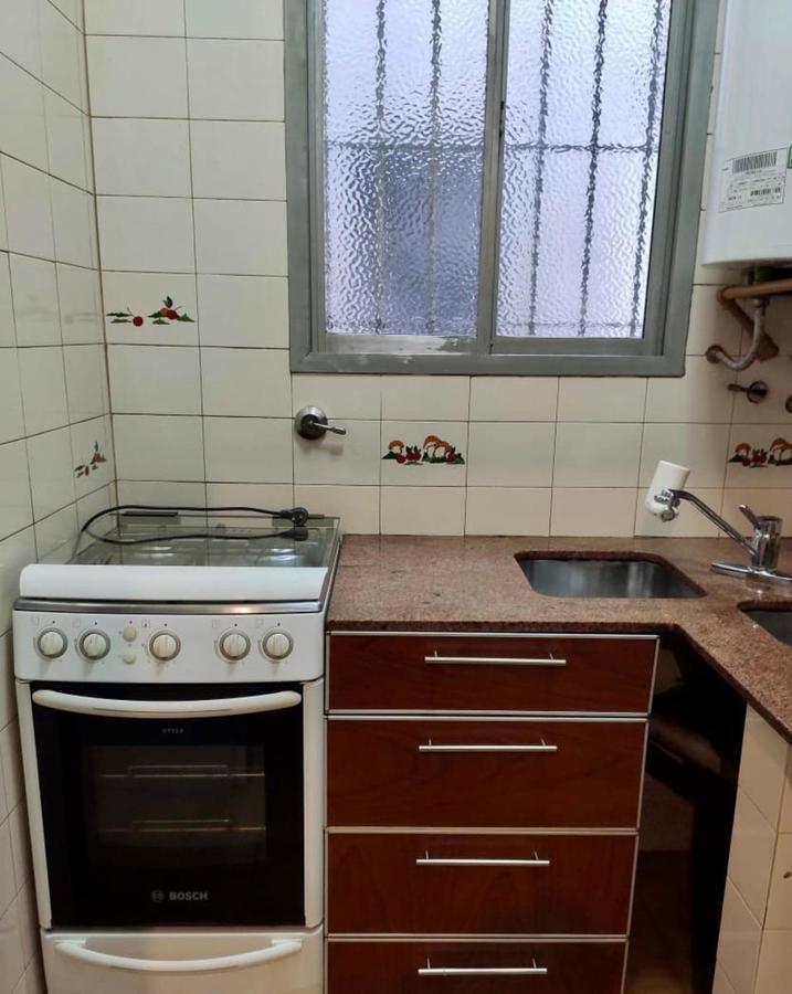 Departamento en Segundo Piso Ubicado 150 m de La Av Rivadavia y a 700 2