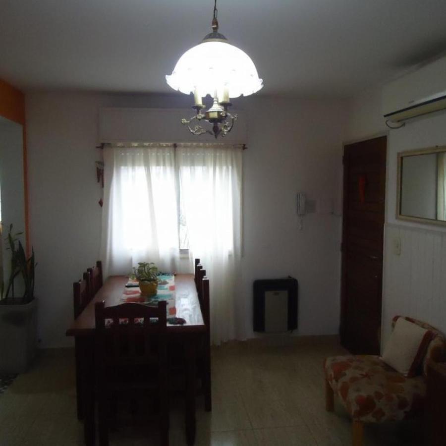 Departamento de 3 Ambientes Ubicado en El Barrio Viplastic - Longchamps. 5