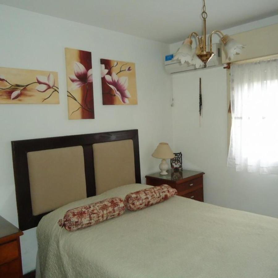 Departamento de 3 Ambientes Ubicado en El Barrio Viplastic - Longchamps. 2