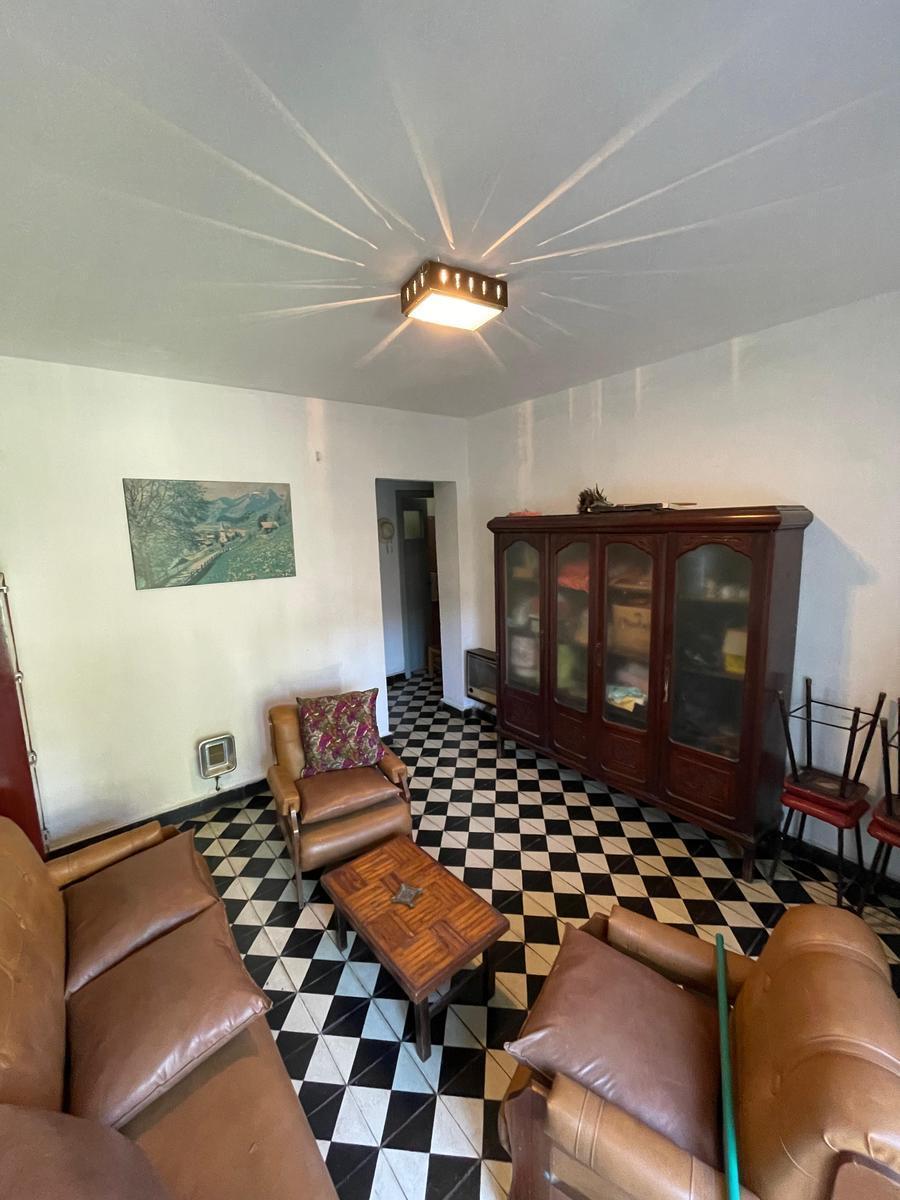 Casa de 4 Ambientes en Venta en Burzaco