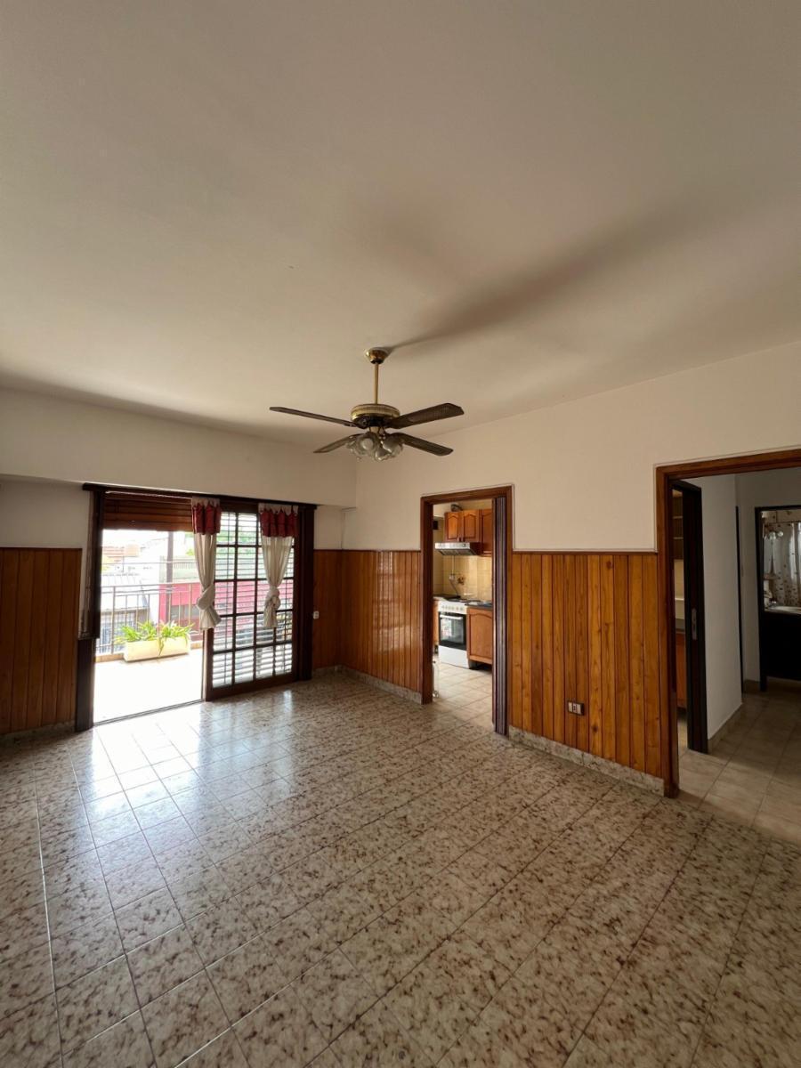 Departamentos de 2 y 3 Ambientes en Venta en Burzaco 5