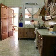 Casa en Venta en Burzaco