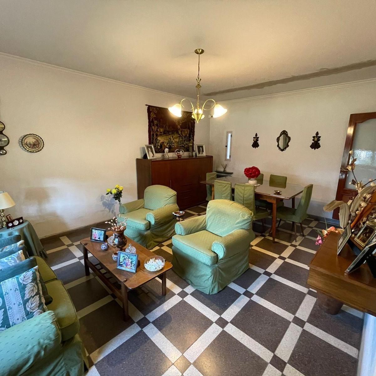 Casa de 3 AMBIENTES en Venta en Burzaco