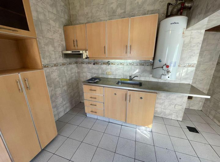 Departamento de 2 Ambientes en Alquiler en Burzaco 4