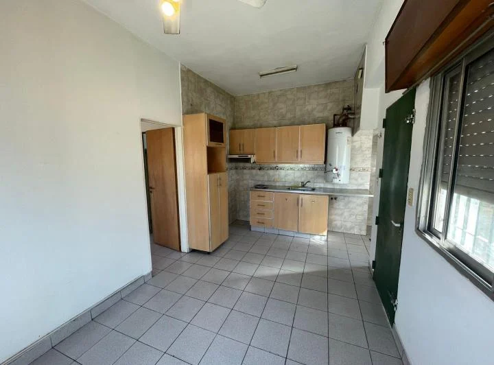 Departamento de 2 Ambientes en Alquiler en Burzaco 5