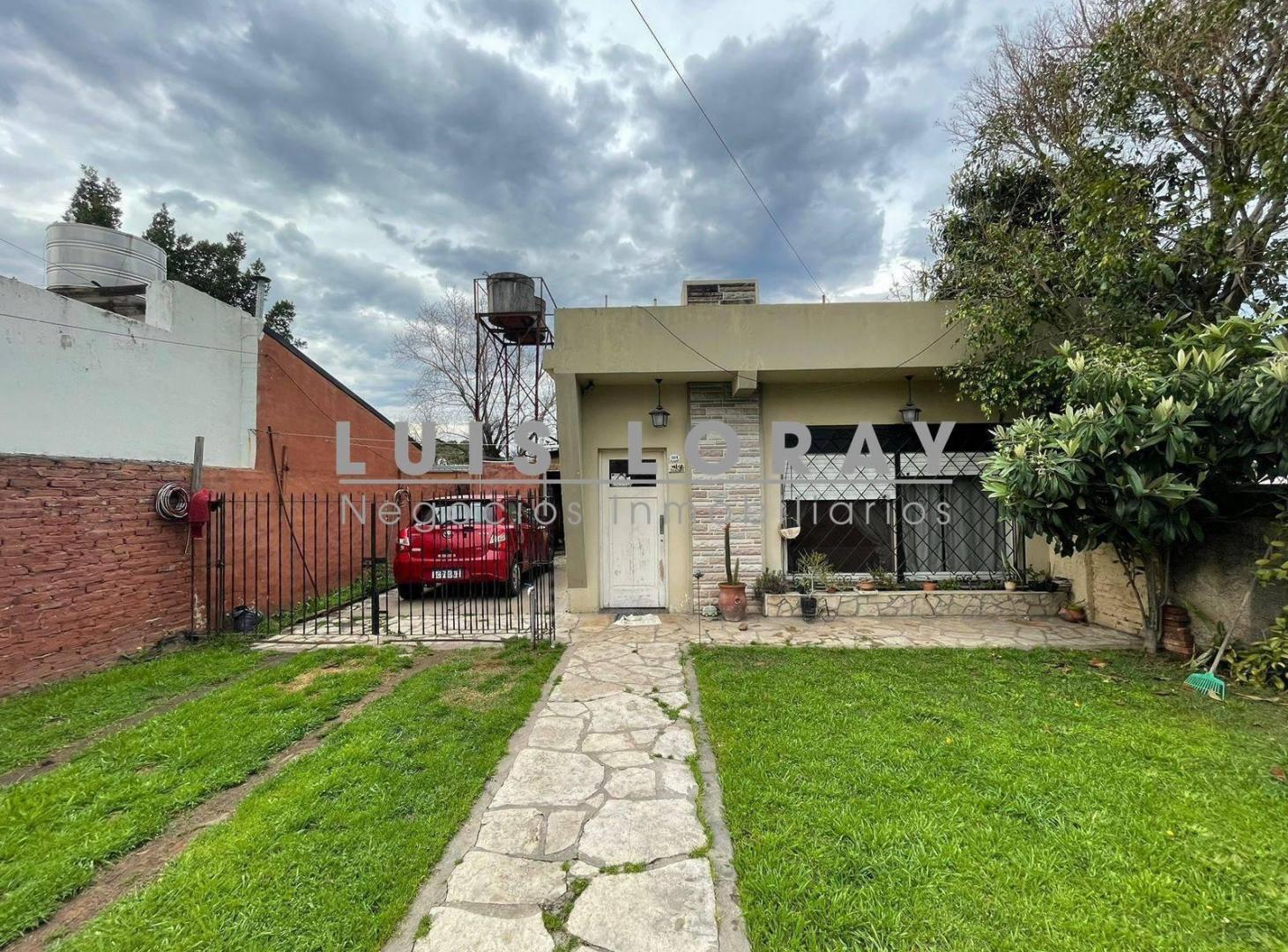 Casa de 4 Ambientes en Venta en Burzaco