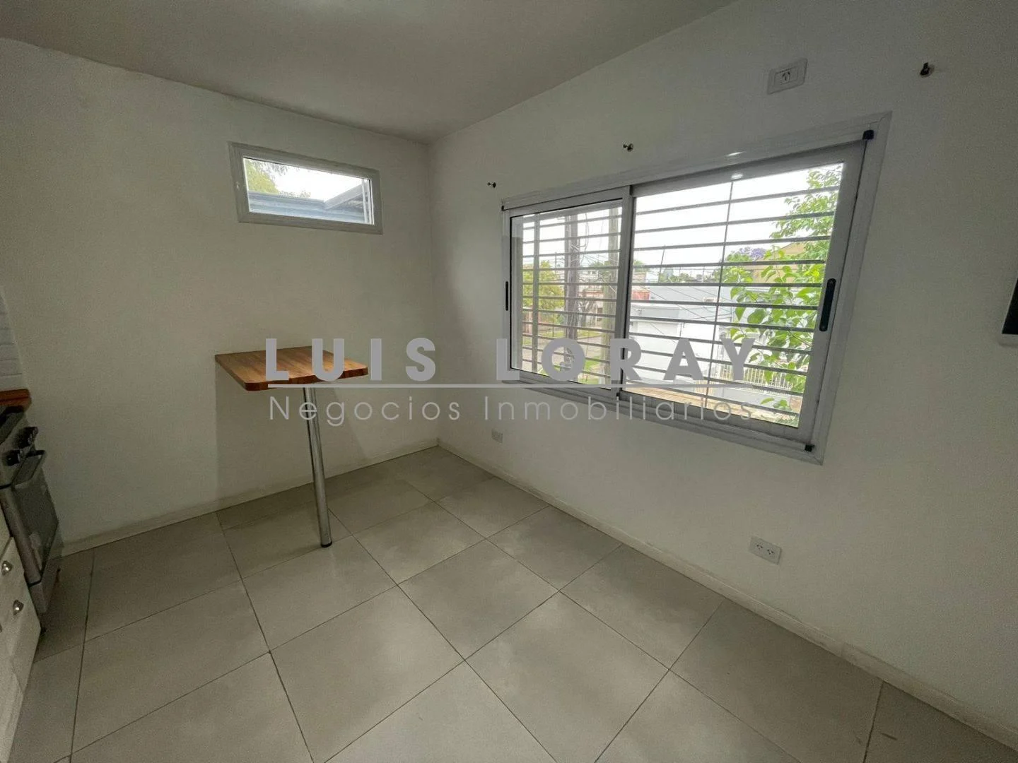 Foto de Departamento 2 Ambientes en Alquiler en Burzaco, Almirante Brown, imagen 5