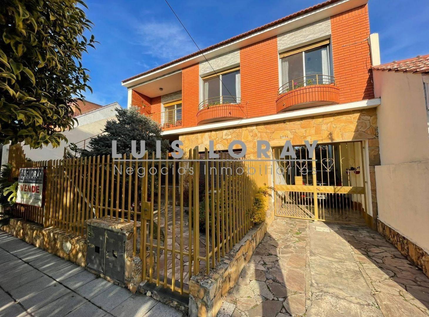 Casa + Departamento en Venta en Burzaco