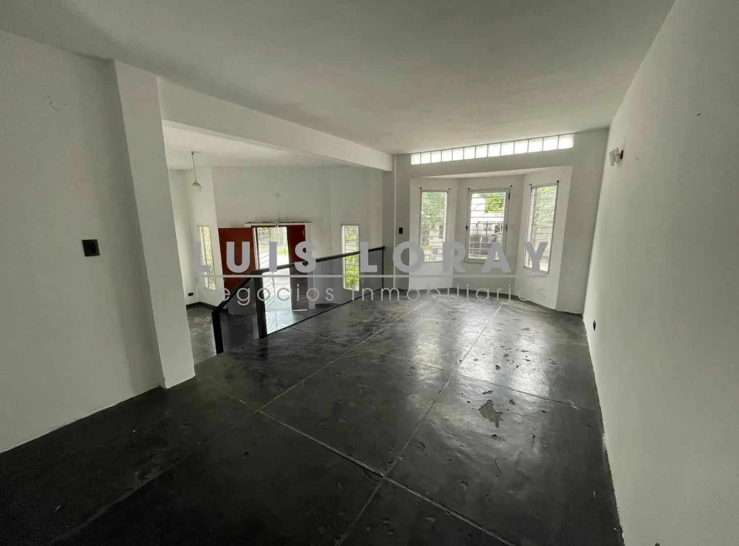 Casa de 4 AMBIENTE en Venta en Burzaco 8