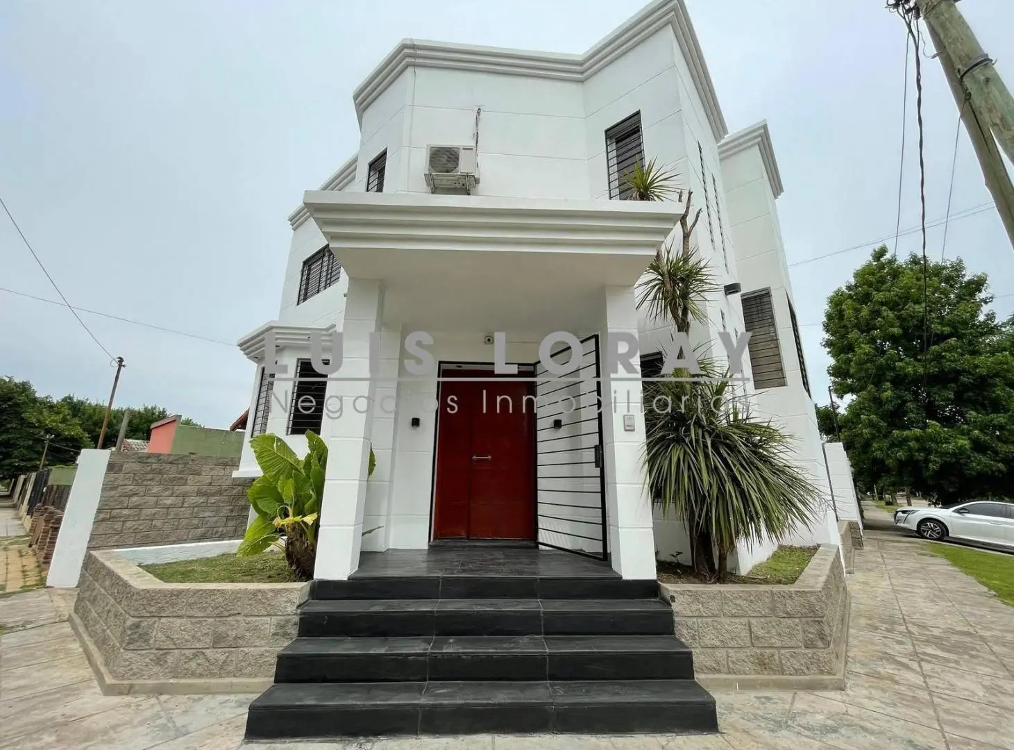 Casa de 4 AMBIENTE en Venta en Burzaco 1