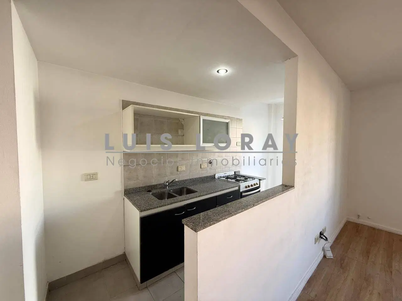 DEPARTAMENTO DE 2 AMBIENTES EN VENTA - TEMPERLEY 2