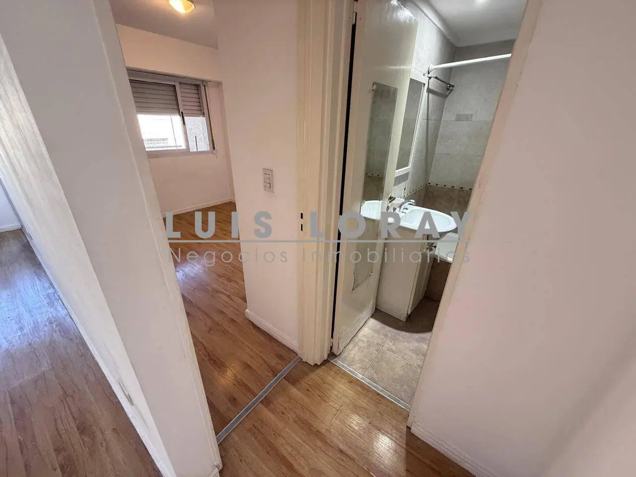 DEPARTAMENTO DE 2 AMBIENTES EN VENTA - TEMPERLEY 3