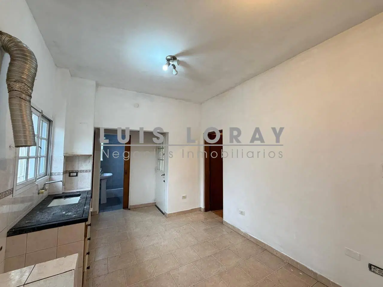 DEPARTAMENTO DE 3 AMBIENTES EN ALQUILER BURZACO 4