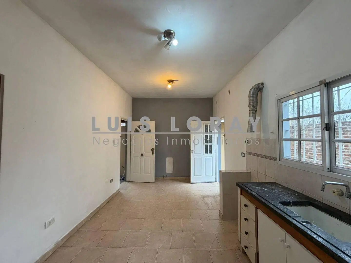 DEPARTAMENTO DE 3 AMBIENTES EN ALQUILER BURZACO 4