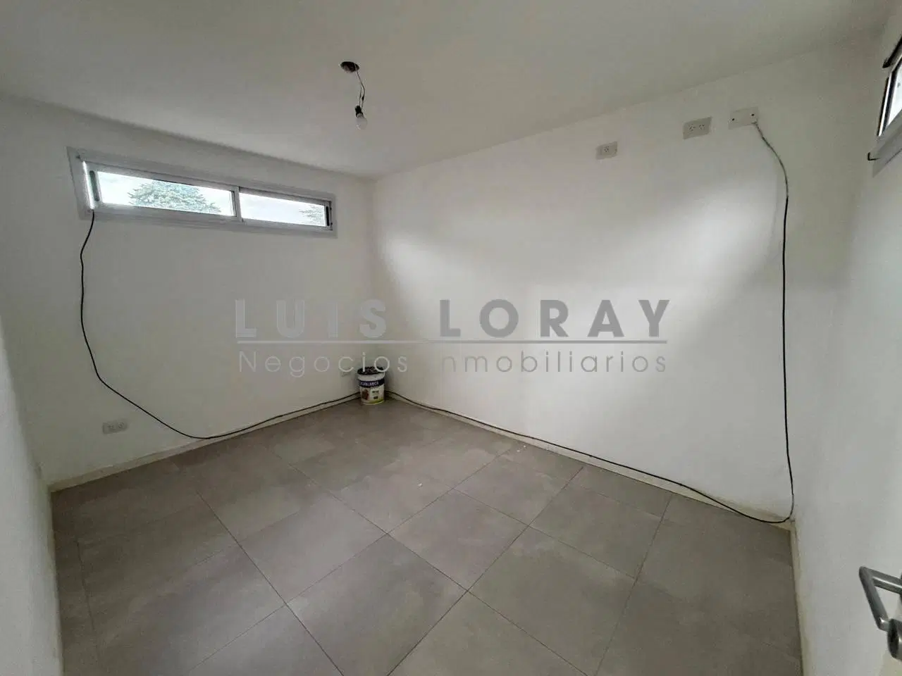 MODERNO DEPARTAMENTO DE 2 AMBIENTES EN ALQUILER BURZACO 2