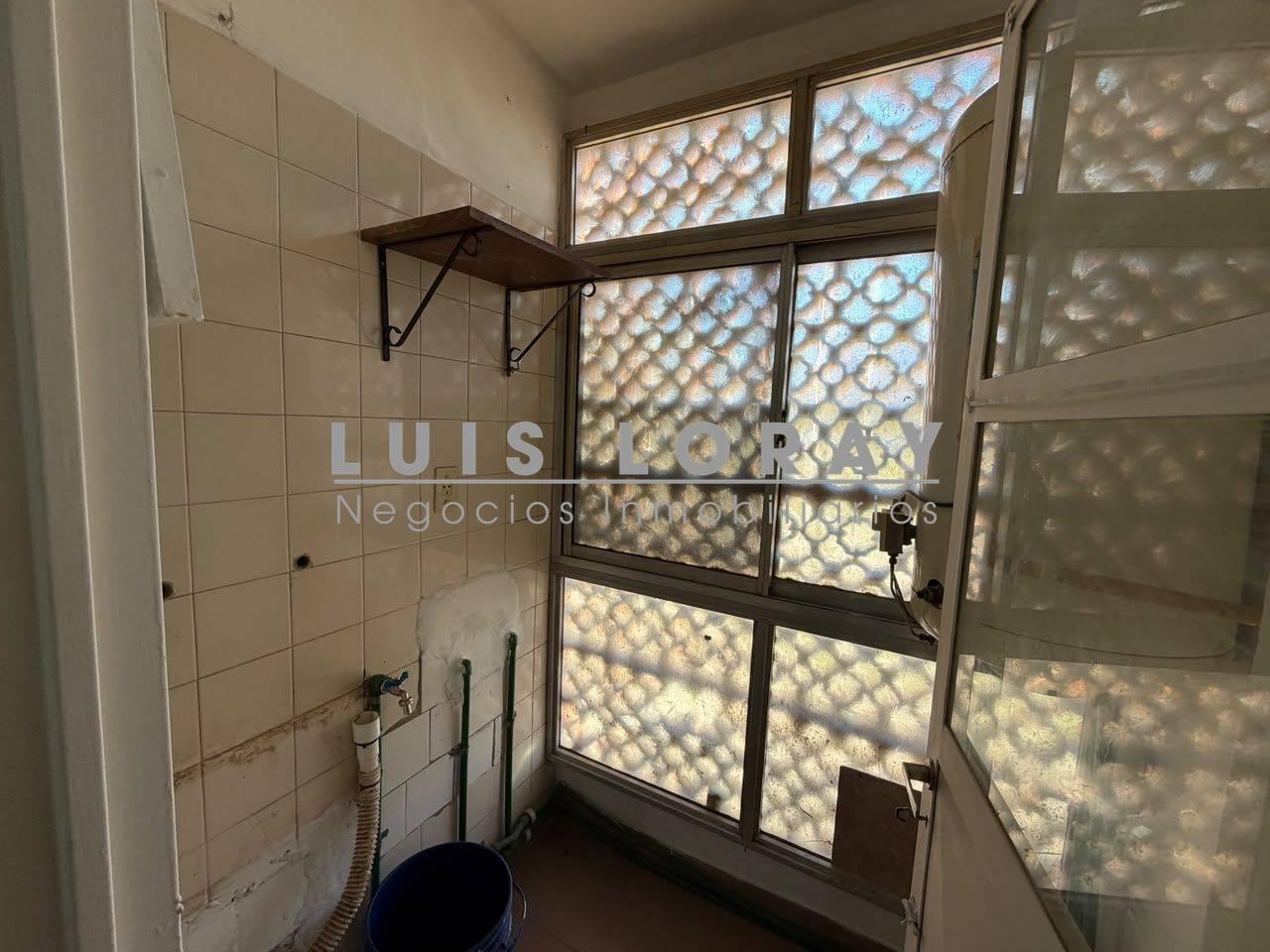 Foto de DEPARTAMENTO DE 3 AMBIENTES EN ALQUILER PLANTA BAJA, imagen 1