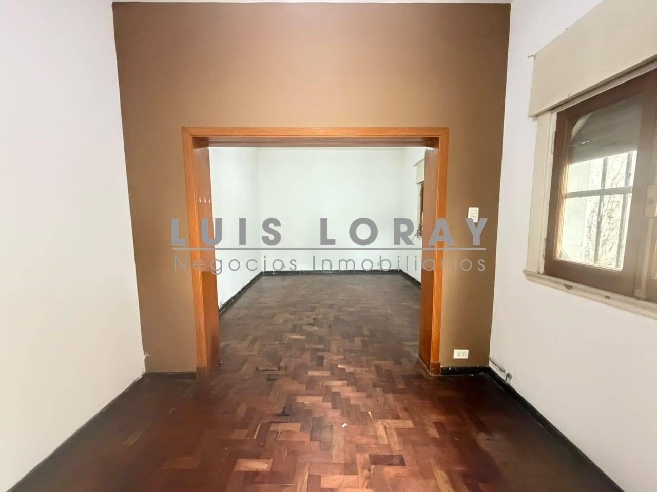 Foto de CASA 4 AMBIENTES EN ALQUILER BURZACO, imagen 2