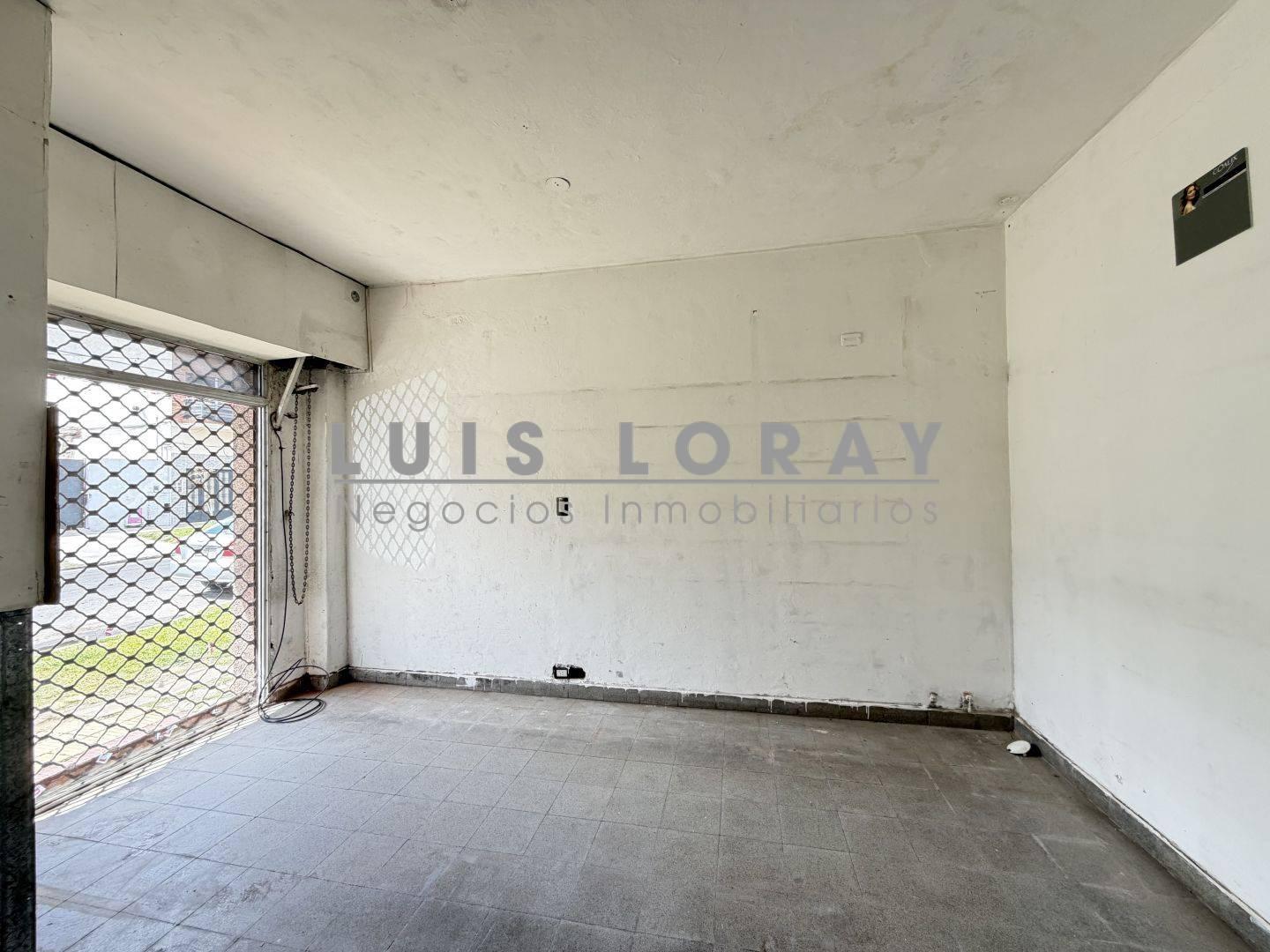 Foto de ALQUILER DE LOCAL COMERCIAL CON DEPOSITOS/OFICINAS EN BURZACO, imagen 1