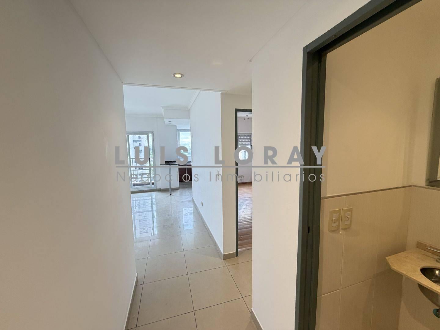 Foto de EXCELENTE DEPARTAMENTO DE 2 AMBIENTES EN ALQUILER LOMAS DE ZAMORA, imagen 1