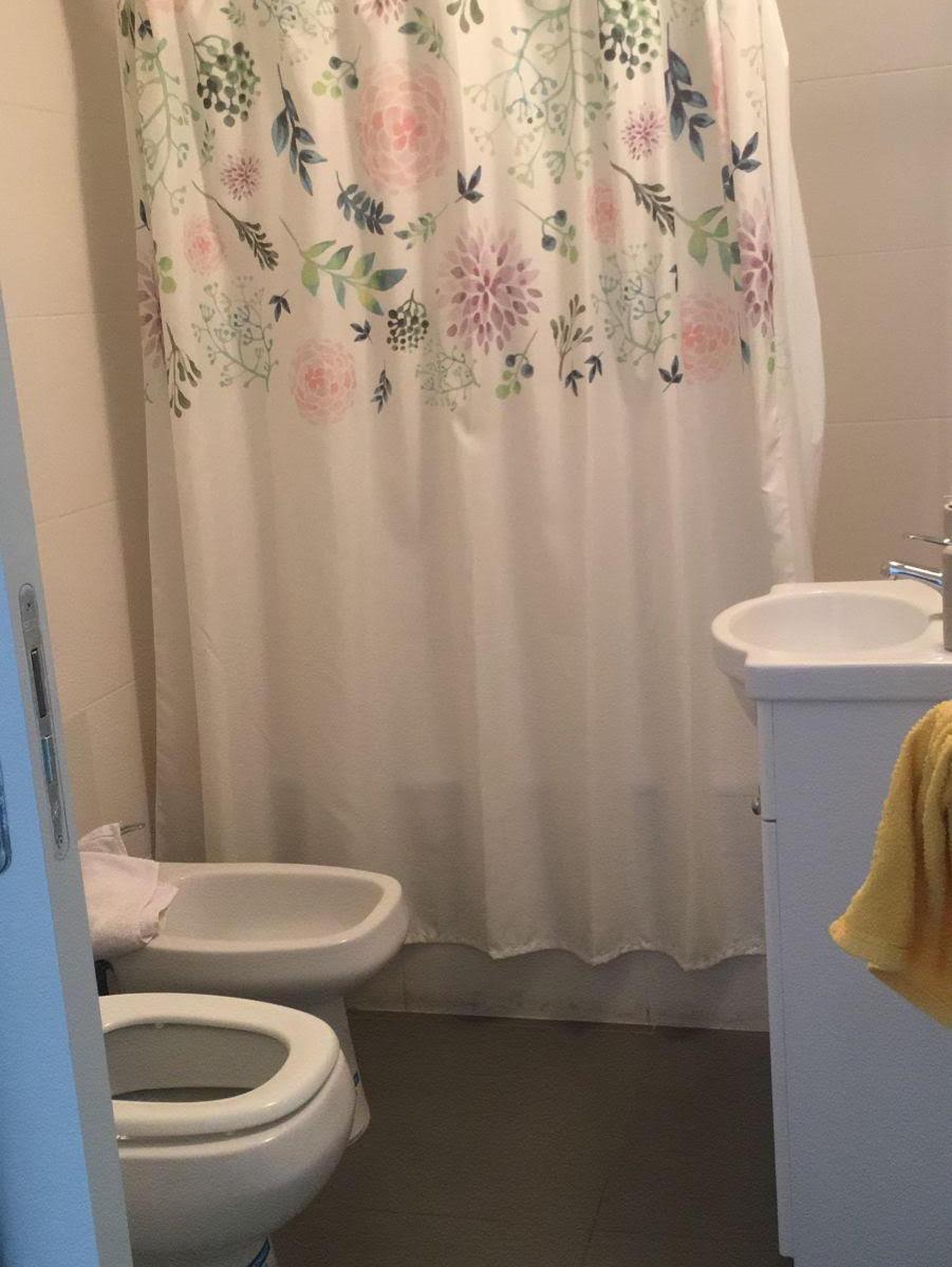HERMOSO DEPARTAMENTO DE DOS AMBIENTES TIPO SEMIPISO CON RENTA