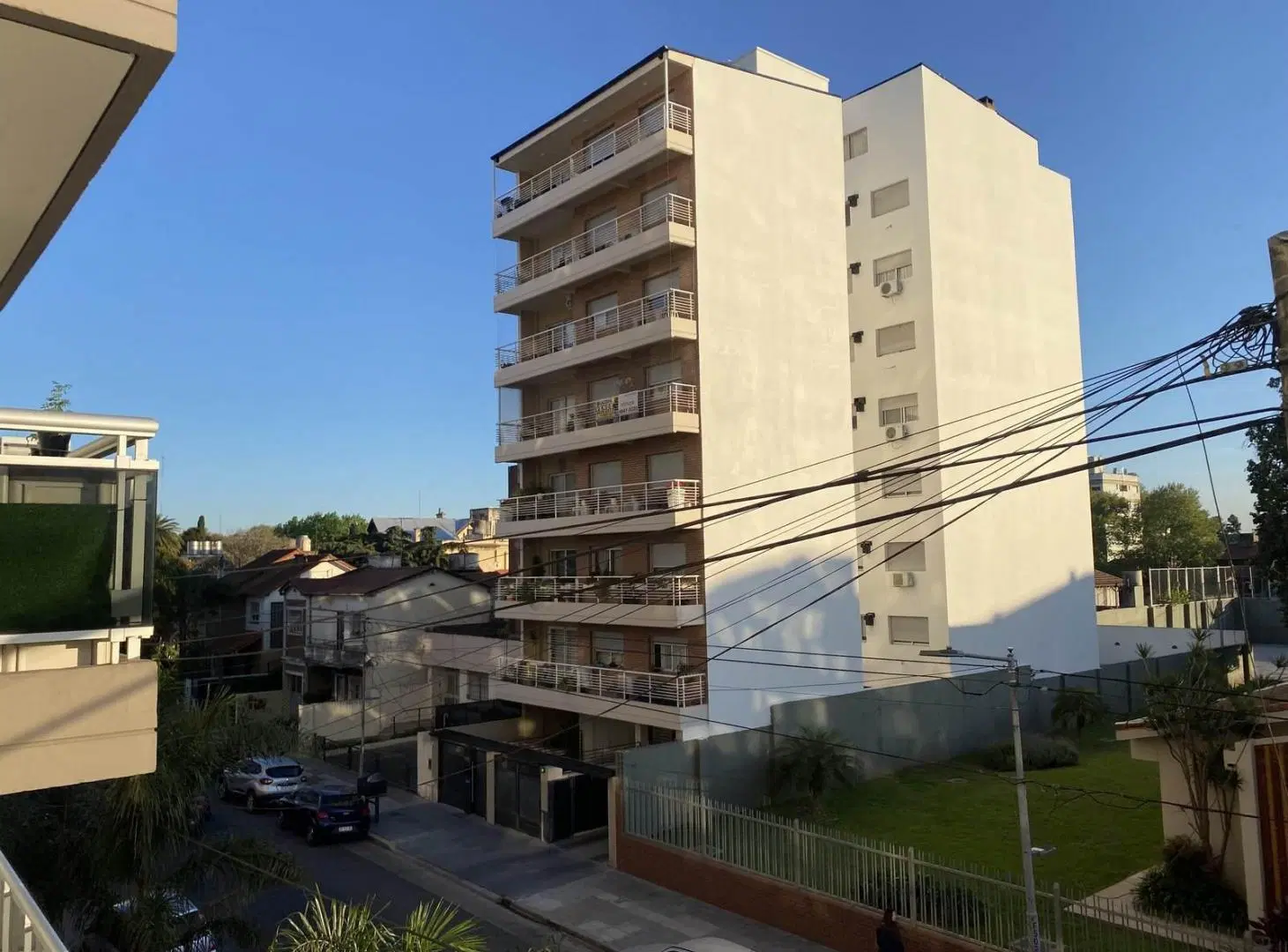 DEPARTAMENTO DOS AMBIENTES A ESTRENAR CON ESPACIO GUARDACOCHES CUBIERTO 3