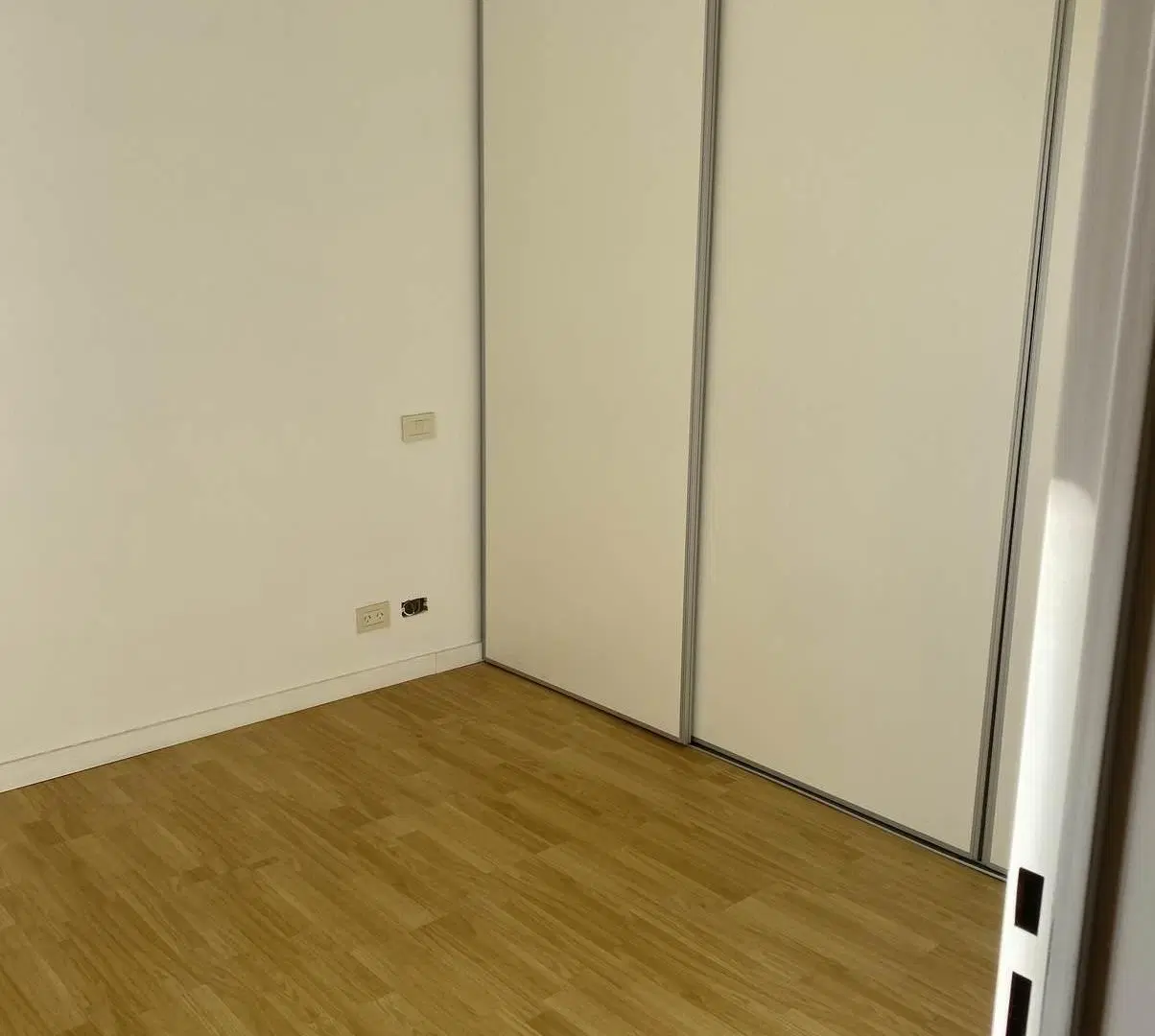 DEPARTAMENTO DOS AMBIENTES A ESTRENAR CON ESPACIO GUARDACOCHES CUBIERTO 3
