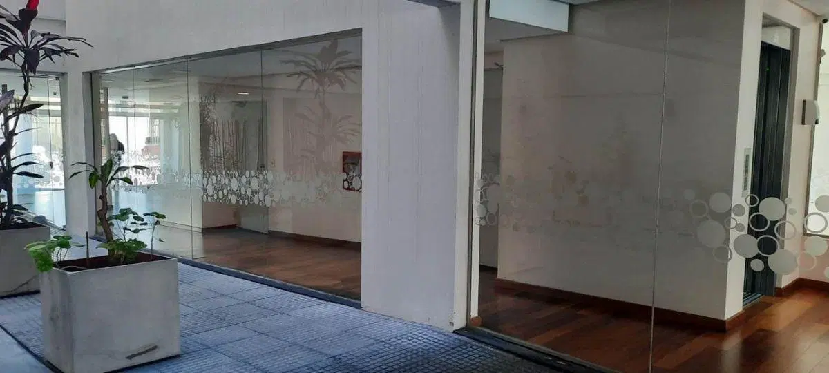 DEPARTAMENTO DE TRES AMBIENTES CON COCHERA CUBIERTA 5