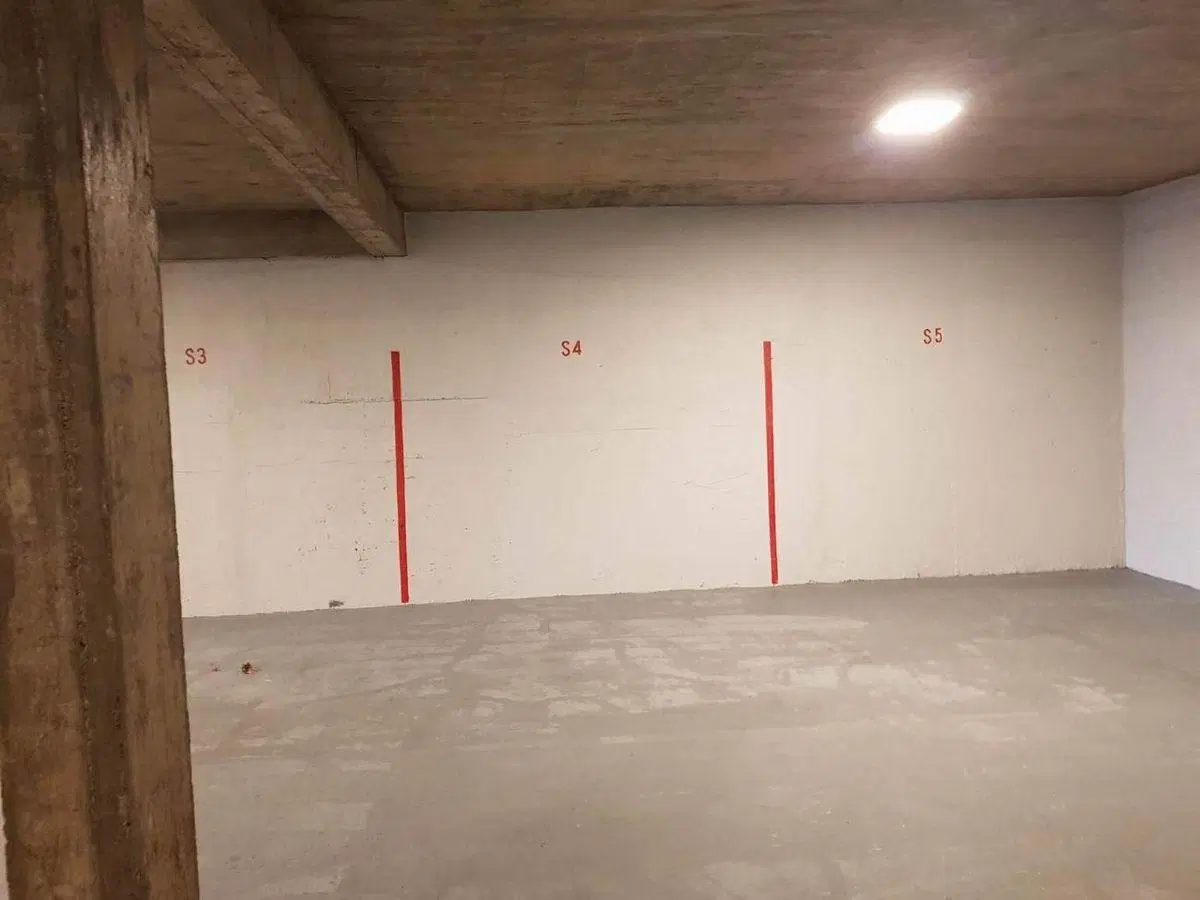 DEPARTAMENTO DE TRES AMBIENTES CON COCHERA CUBIERTA 3