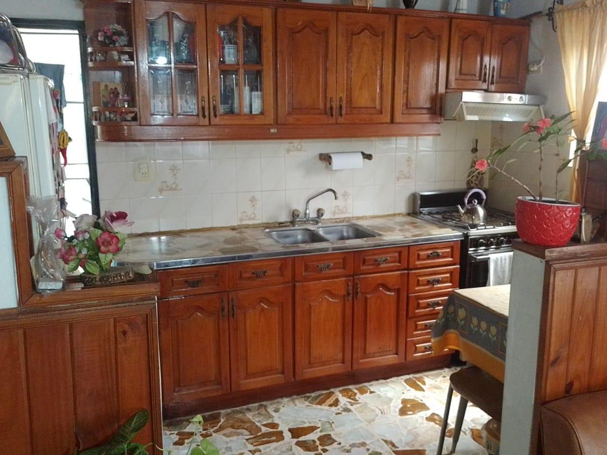 Foto de Venta 2 casas Isidro Casanova, imagen 5