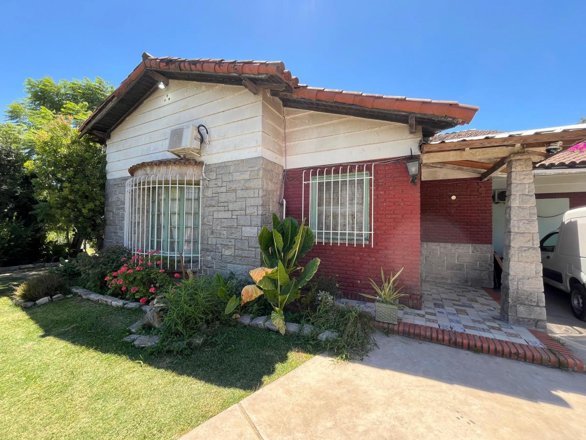 Venta casa quinta Villa Luzuriaga