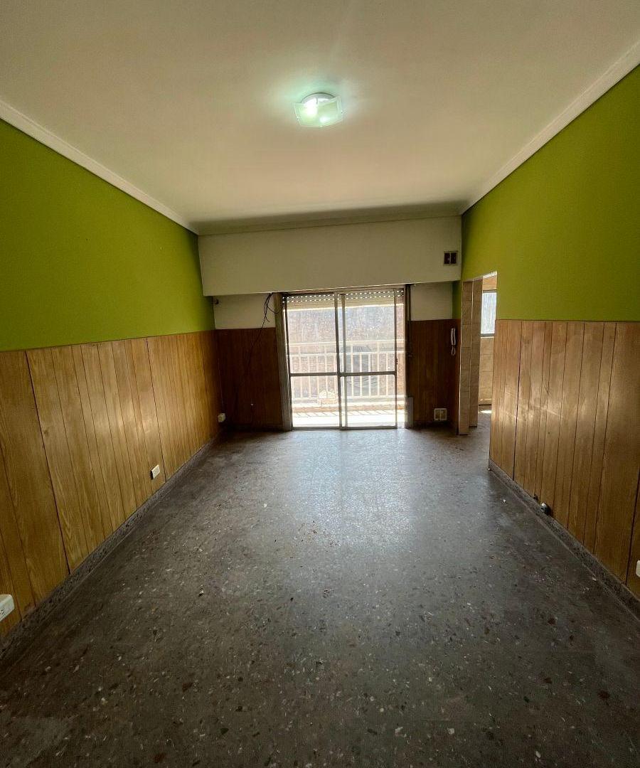 Foto de Alquiler departamento 3 ambientes Isidro Casanova, imagen 3