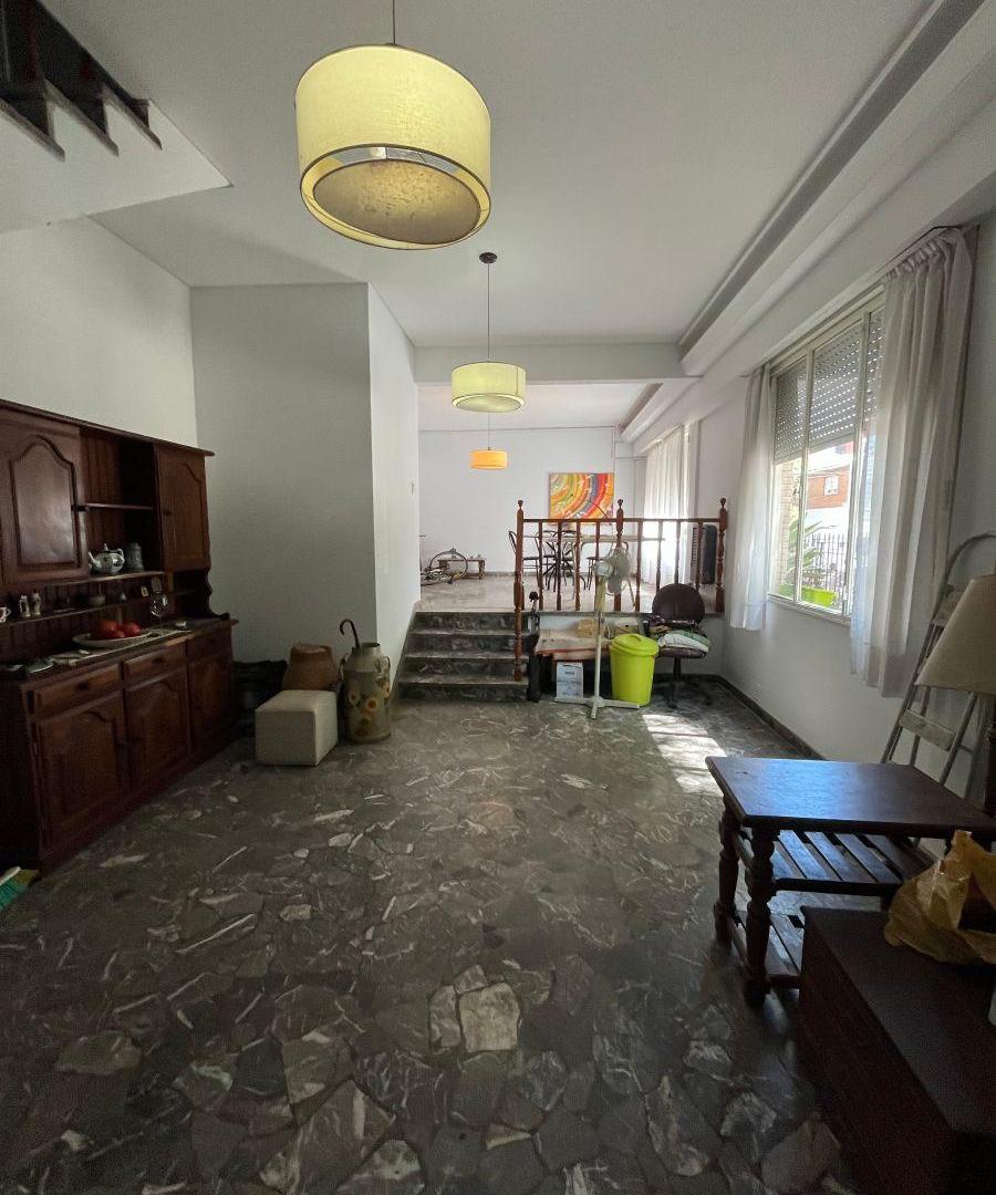Venta casa 4 ambientes el Palomar