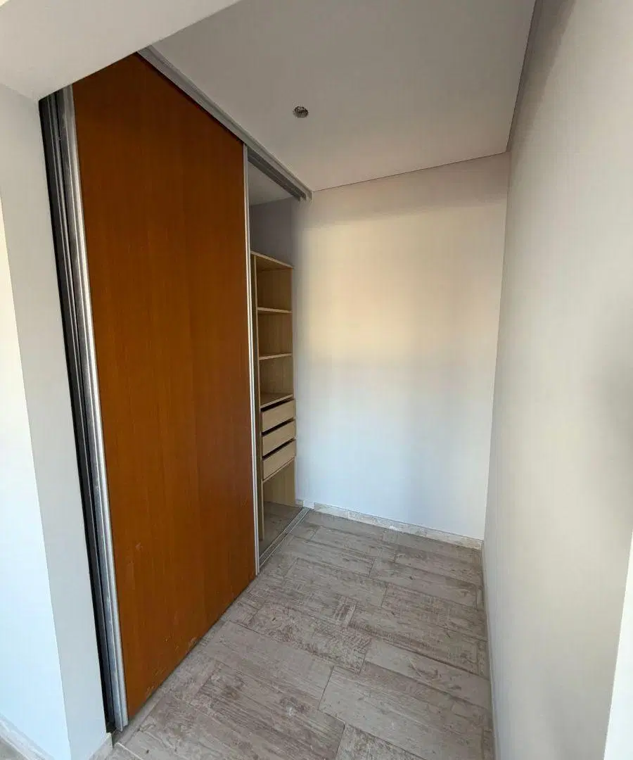 Venta gran departamento de 2 ambientes a estrenar San Justo 5