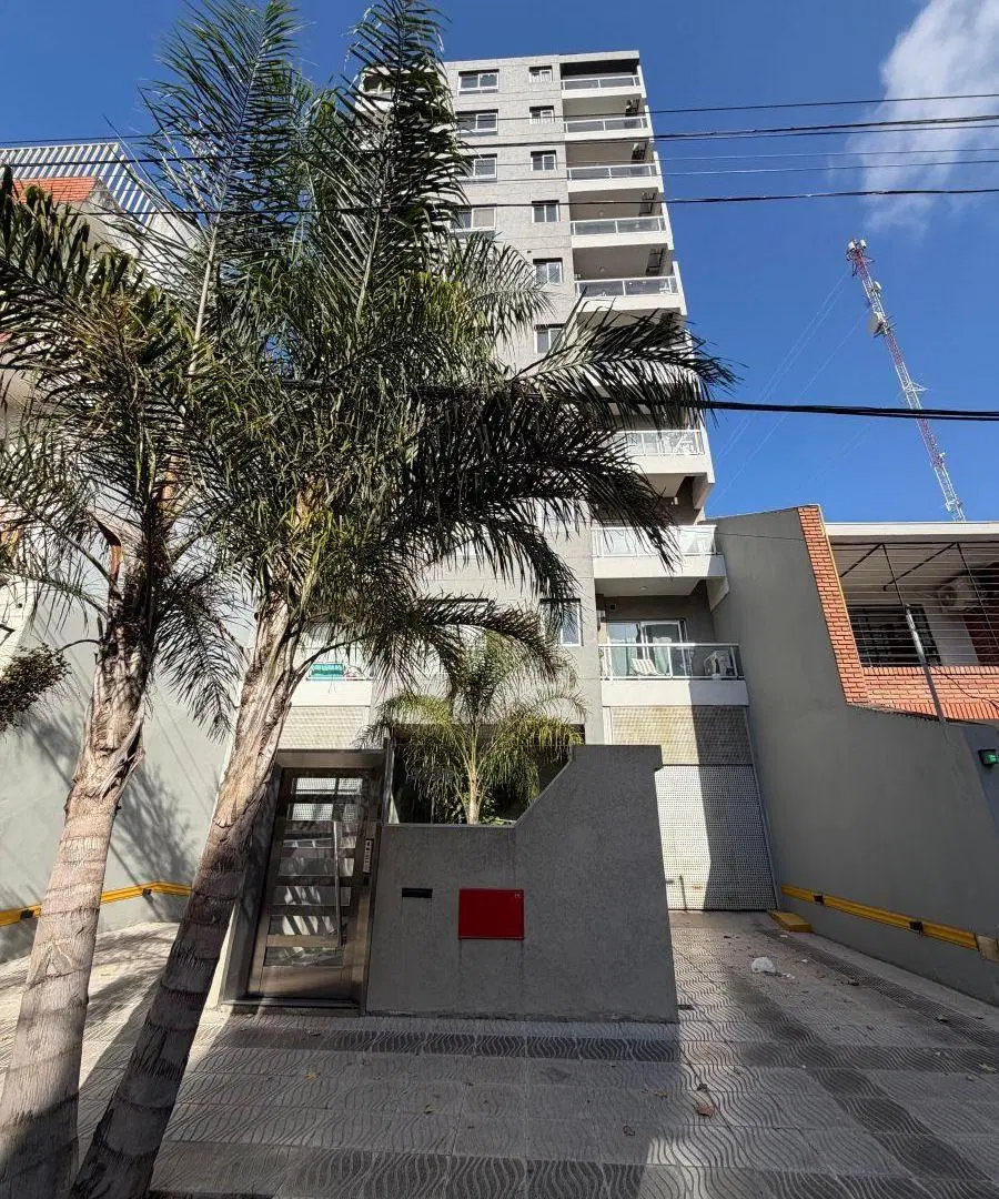 Venta gran departamento de 2 ambientes a estrenar San Justo 1