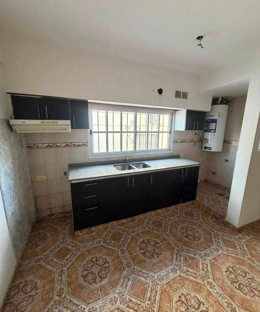 Foto de Alquiler departamento 2 ambientes Villa Luzuriaga, imagen 5
