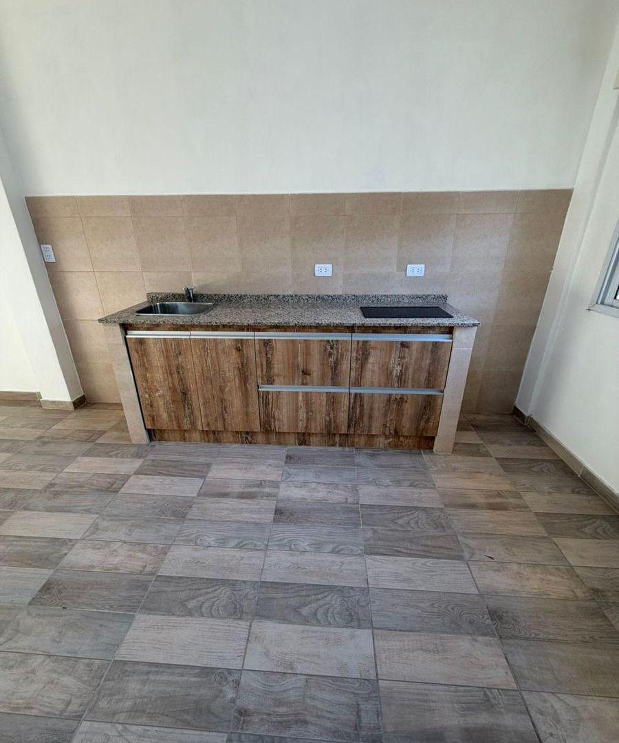 Foto de Alquiler pH 2 ambientes Haedo, imagen 3