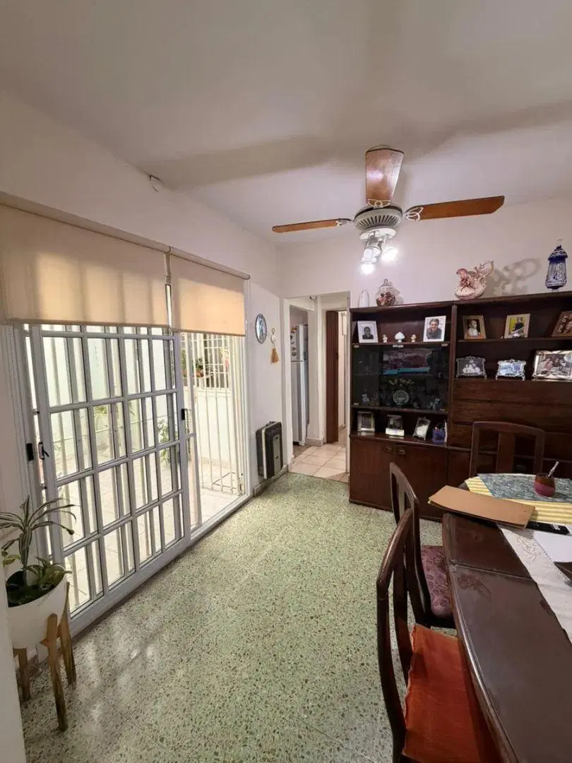Departamento Tipo Casa 3 Ambientes En Planta Baja Con Patio, Parrilla Y Lavadero. Ramos Mejia. Gran 4