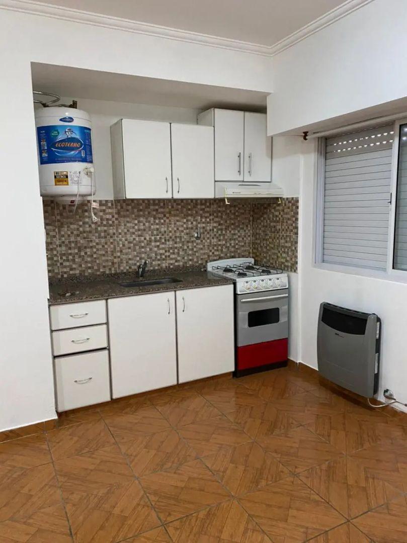 Foto de Departamento En Alquiler En Villa Luzuriaga, imagen 5