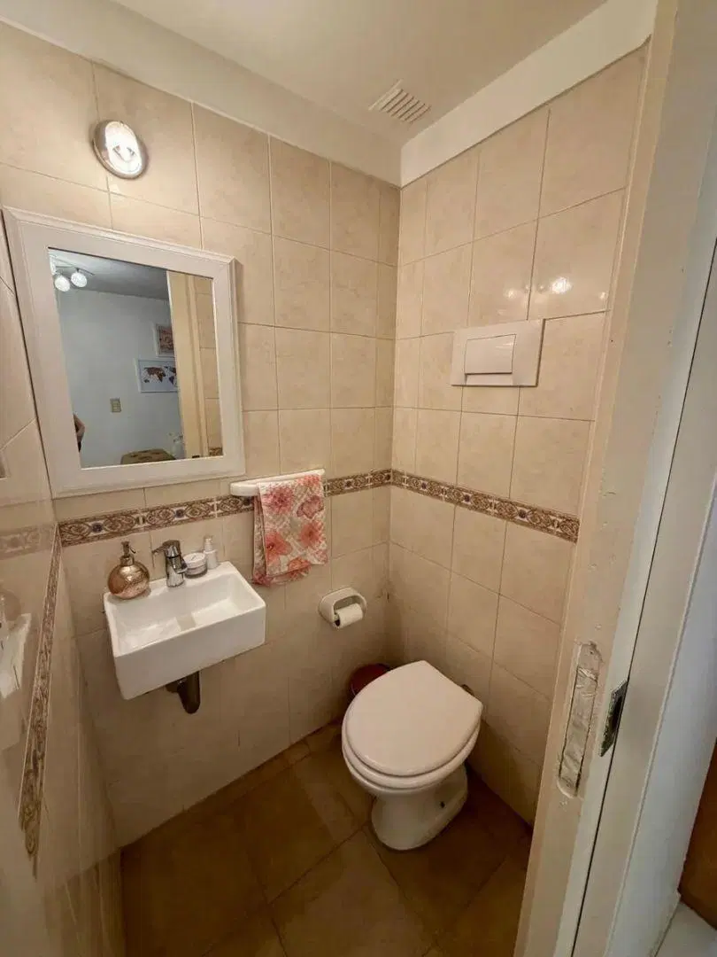 Excelente Duplex 3 Ambientes Al Frente En Dos Plantas Con Patio. Apto Credito. Ubicado A Metros De A 2
