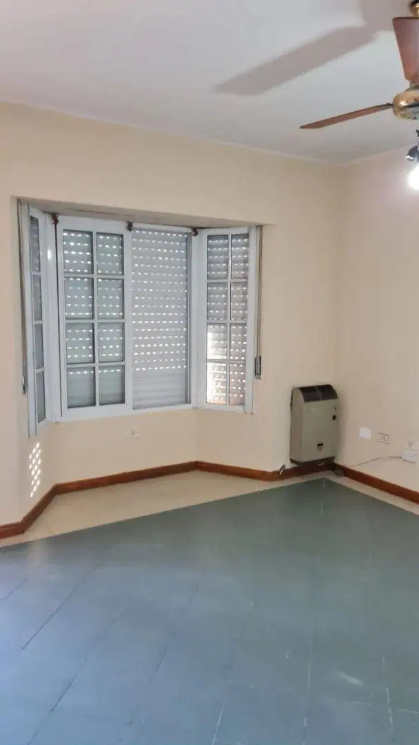 Amplio Duplex De 3 Ambientes, Con Y Patio Lavadero. 1