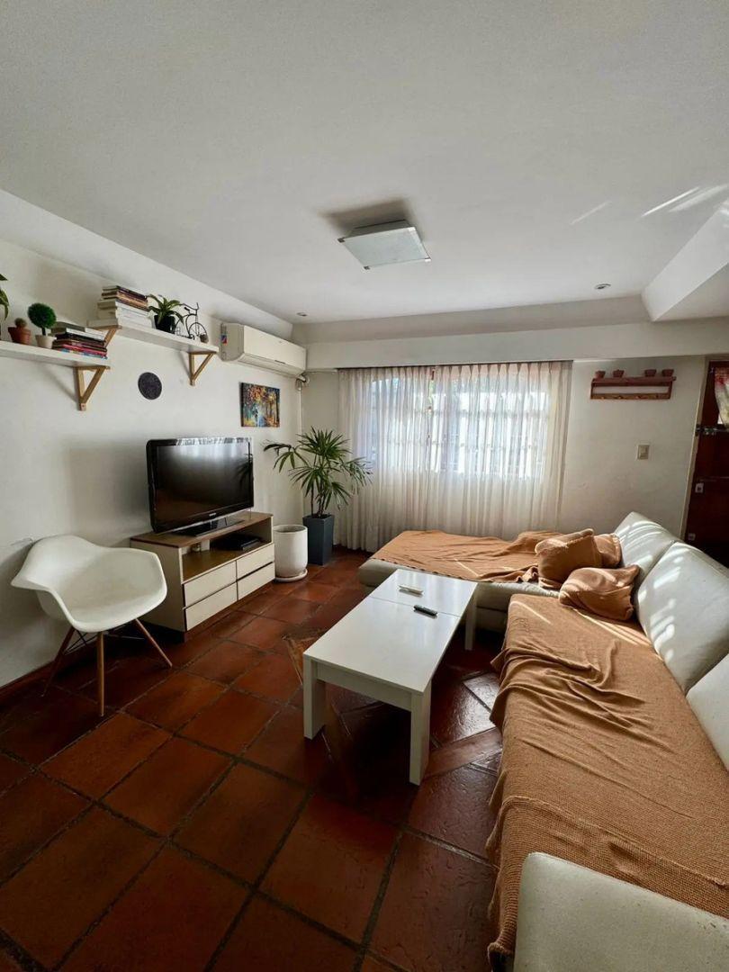 Excelente Departamento 4 Ambientes En Planta Baja Al Frente. Villa Luzuriaga. Nuevo Valor