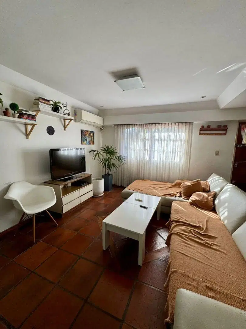 Excelente Departamento 4 Ambientes En Planta Baja Al Frente. Villa Luzuriaga. Nuevo Valor 2