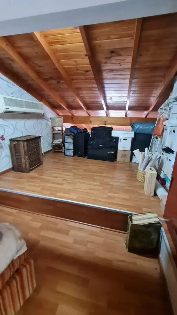 Excelente Departamento 2 Ambientes + Escritorio En 1º Piso Al Frente Con Balcon. Apto Credito. 3