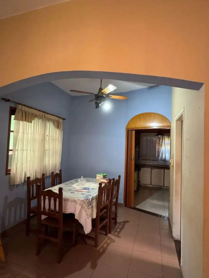 Casa En Venta En Villa Luzuriaga 1