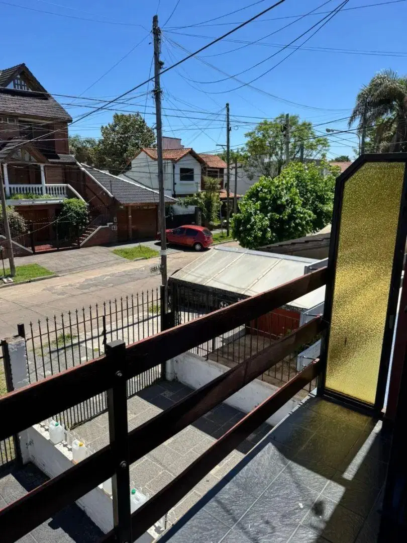 Casa En Venta En Villa Luzuriaga 4