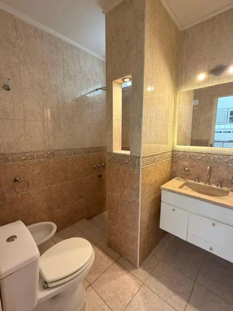 Excelente Chalet Ph De 3 Ambientes Moderno Con Patio Y Parrilla. Villa Luzuriaga. Oportunidad 5