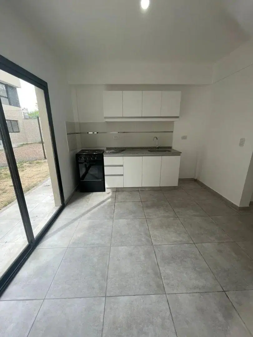 Departamento En Venta En Villa Santos Tesei 4