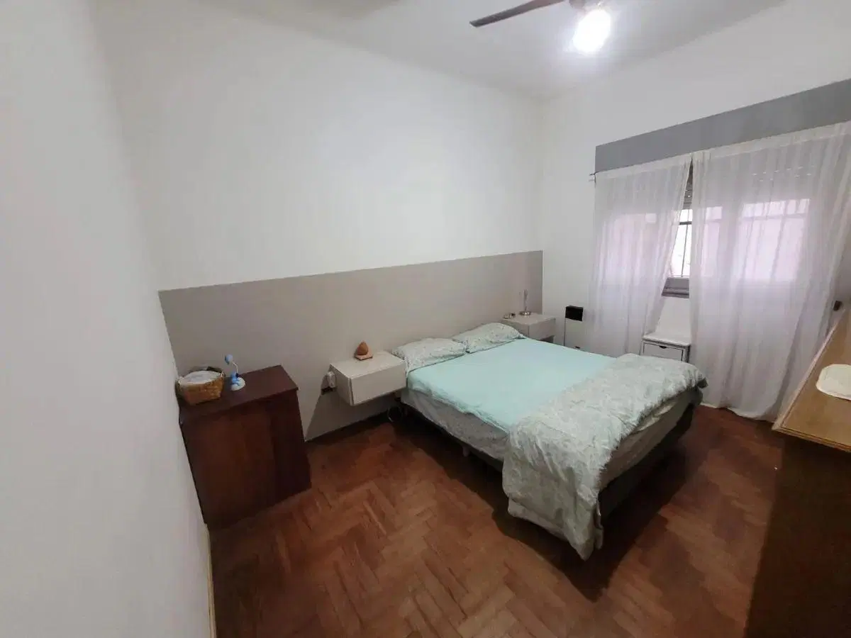 Depto Tipo Casa Por Pasillo De 3 Ambientes Con Dos Patios Y Parrilla. 3