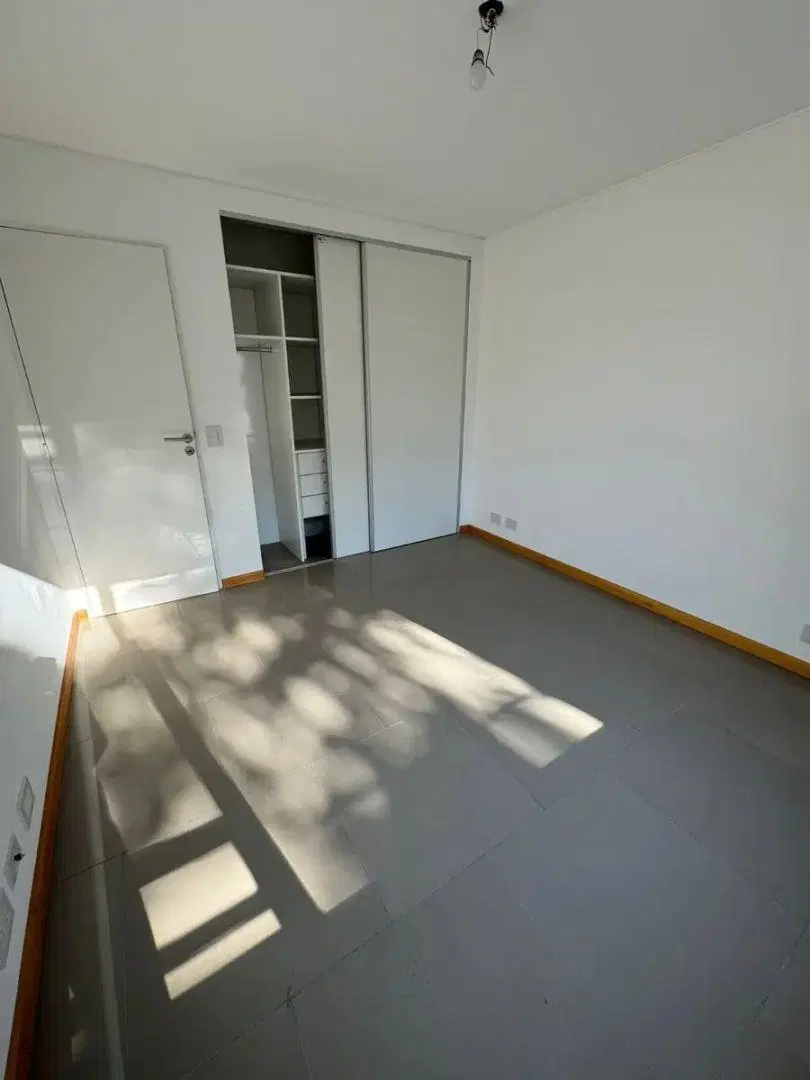 Departamento En Venta En Haedo 3